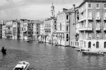 L’affascinante evoluzione delle barche a motore: dalle origini a oggi